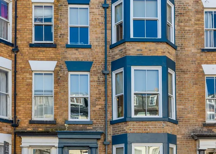 דירה Modern North Bay Sea Glimpses & Views סקארבורו